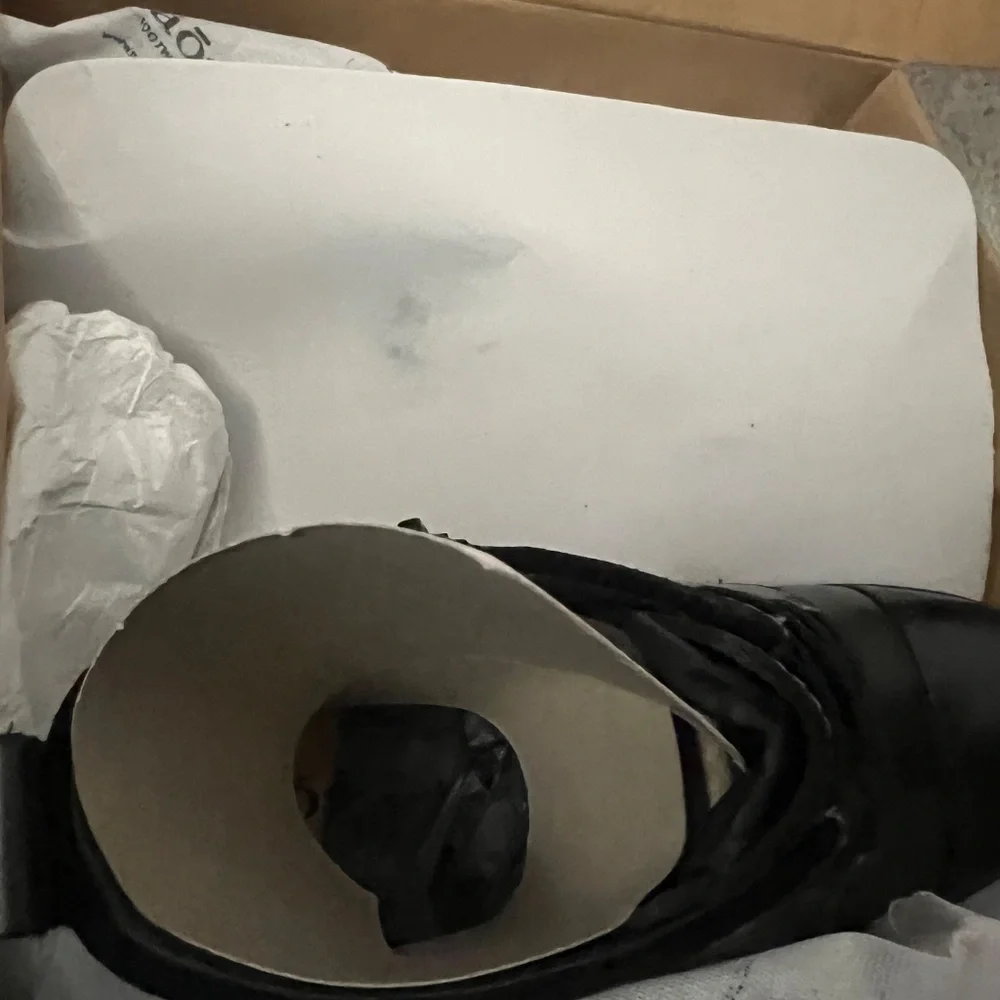 Taos - Mini Crave Boot - Black - US Size 8 - Picture 4 of 10